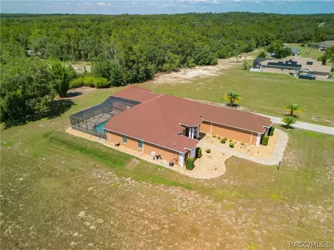 View/Area - 1229 E Triple Crown Loop, Hernando, FL 34442 photo 2 of 11