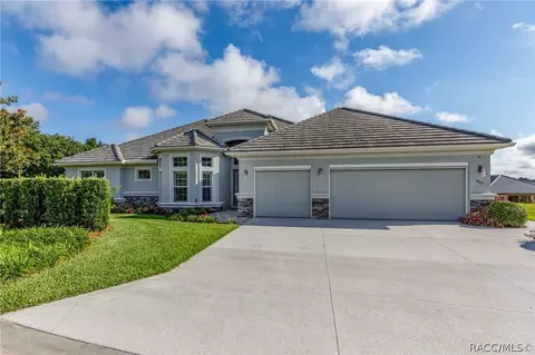 1407 W Beacon Hill Dr, Hernando, FL 34442 photo 1