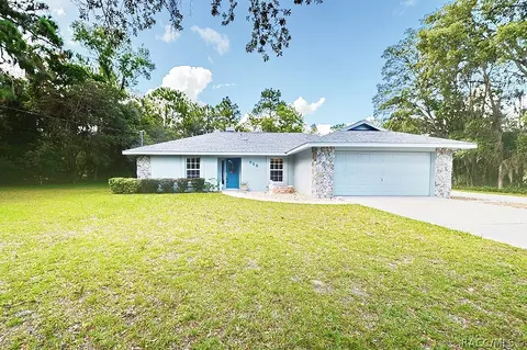 725 E Knightsbrige Pl, Lecanto, FL 34461