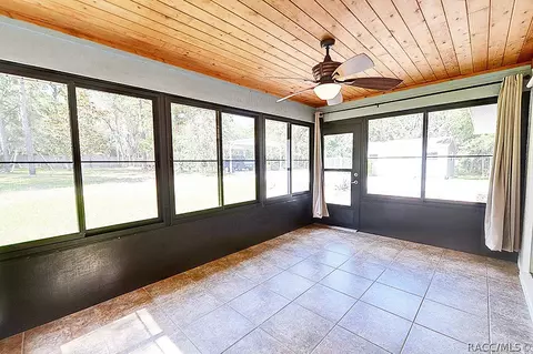 725 E Knightsbrige Pl, Lecanto, FL 34461 photo 9