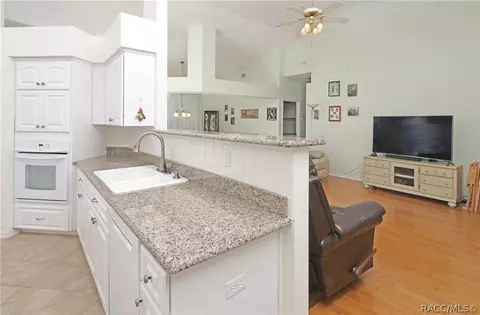 Kitchen - 388 E Cumberland Ct, Hernando, FL 34442 photo 1 of 4