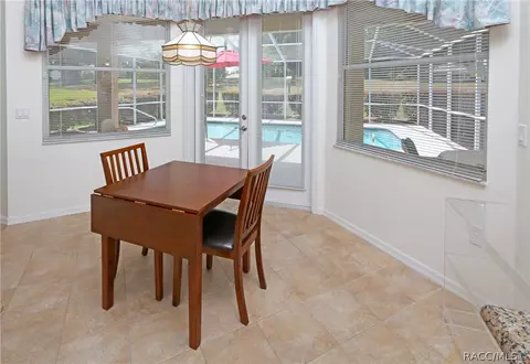 Dining - 388 E Cumberland Ct, Hernando, FL 34442 photo 2 of 4