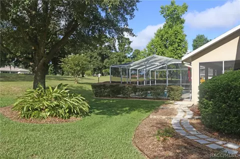 Exterior - 388 E Cumberland Ct, Hernando, FL 34442 photo 6 of 9