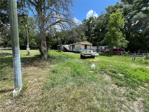 6403 W Tangerine Ln, Crystal River, FL 34429