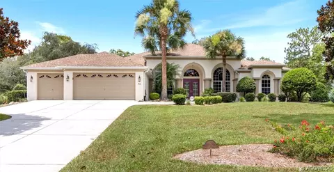 50 Linder St, Homosassa, FL 34446
