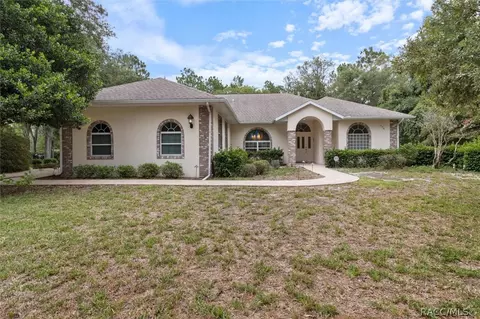 410 E Knightsbridge Pl, Lecanto, FL 34461