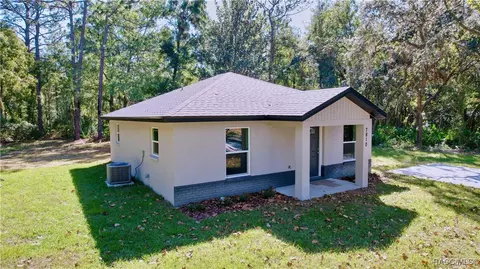 7810 W Fern Pl, Homosassa, FL 34448