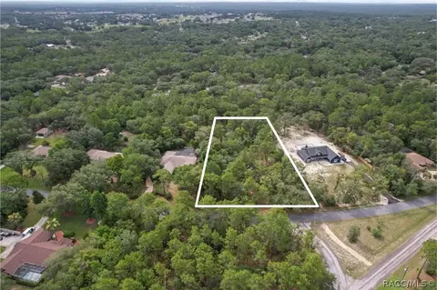 400 E Knightsbridge Pl, Lecanto, FL 34461