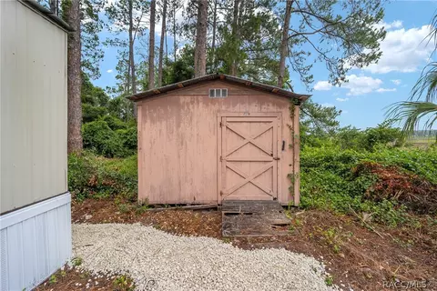 4250 E Fort Apache Pl, Dunnellon, FL 34434 photo 22