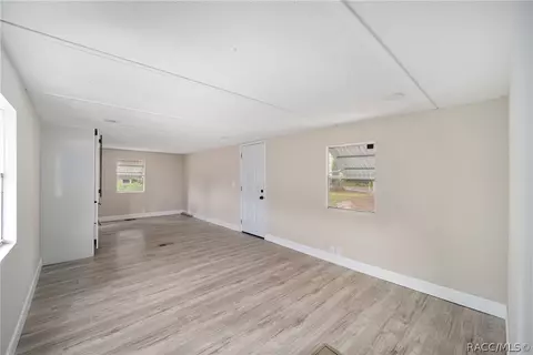 4250 E Fort Apache Pl, Dunnellon, FL 34434 photo 12