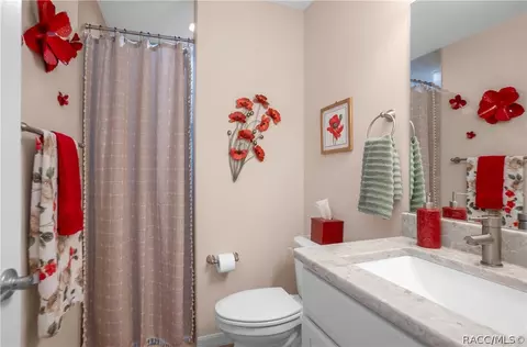 Bath - 781 W Sunbird Path, Hernando, FL 34442 photo 1 of 2