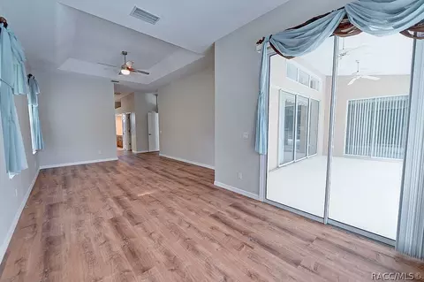 Living - 634 E Keller Ct, Hernando, FL 34442 photo 9 of 9