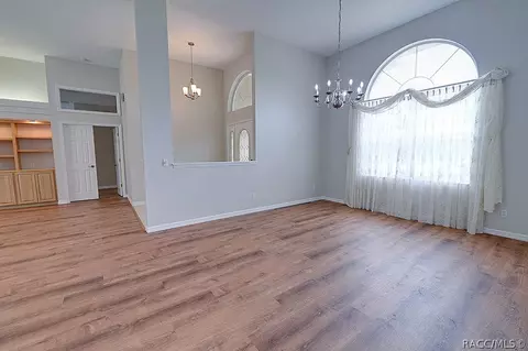 Living - 634 E Keller Ct, Hernando, FL 34442 photo 6 of 9
