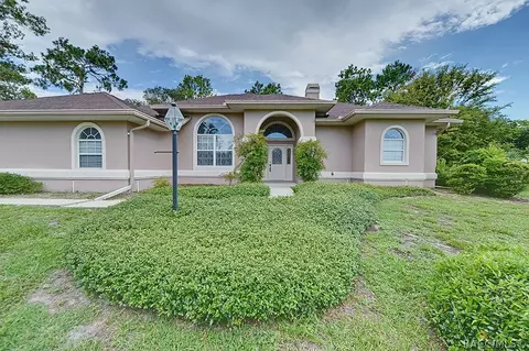 Exterior - 634 E Keller Ct, Hernando, FL 34442 photo 3 of 16