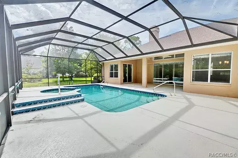 Exterior - 634 E Keller Ct, Hernando, FL 34442 photo 7 of 16