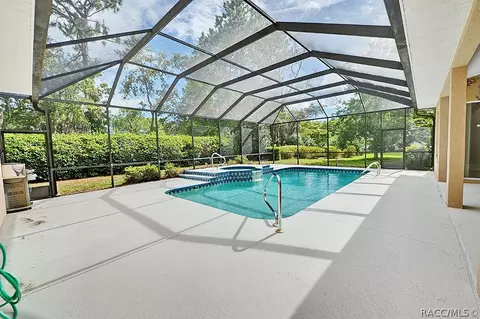 Exterior - 634 E Keller Ct, Hernando, FL 34442 photo 6 of 16