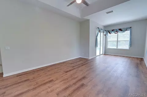 Living - 634 E Keller Ct, Hernando, FL 34442 photo 8 of 9