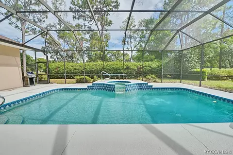 Exterior - 634 E Keller Ct, Hernando, FL 34442 photo 8 of 16