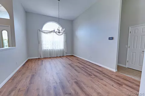 Dining - 634 E Keller Ct, Hernando, FL 34442 photo 2 of 4