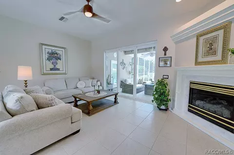116 E Falconry Ct, Hernando, FL 34442 photo 10