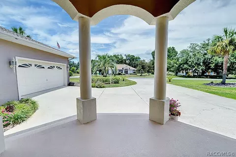 116 E Falconry Ct, Hernando, FL 34442 photo 6