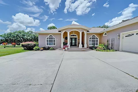 116 E Falconry Ct, Hernando, FL 34442 photo 5