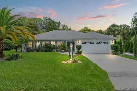 1150 Finland Dr, Spring Hill, FL 34609