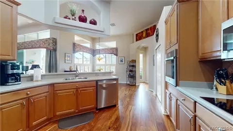 Kitchen - 1515 N Killebrew Pt, Hernando, FL 34442 photo 3 of 4