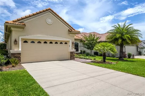 Exterior - 1799 W Sundown Ln, Hernando, FL 34442 photo 14 of 17