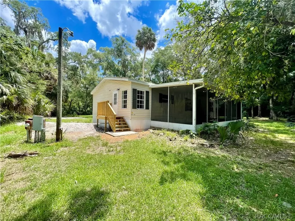  9215 E Roan Ln, Inverness, FL 34450 photo 5