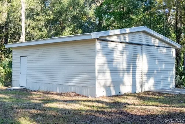  9215 E Roan Ln, Inverness, FL 34450 photo 40