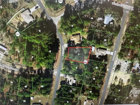 7637 N Lyric Dr, Citrus Springs, FL 34433