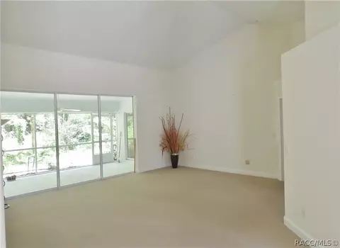 Living - 1798 W Redding St, Hernando, FL 34442 photo 2 of 5
