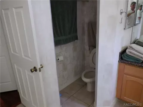 Bath - 7365 N Redbird Ter, Hernando, FL 34442 photo 4 of 12