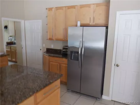Kitchen - 7365 N Redbird Ter, Hernando, FL 34442 photo 4 of 5