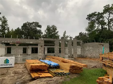 7859 N Golfview Dr, Citrus Springs, FL 34434