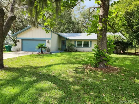 2885 W Antioch Ln, Lecanto, FL 34461