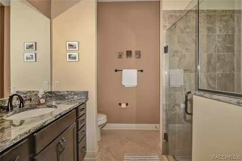 Bath - 502 E Keller Ct, Hernando, FL 34442 photo 4 of 6