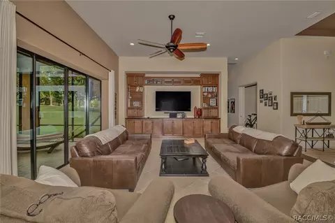 Living - 502 E Keller Ct, Hernando, FL 34442 photo 2 of 4