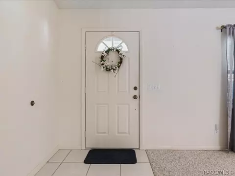 Entry Way - 129 W National St, Hernando, FL 34442 photo 2 of 5