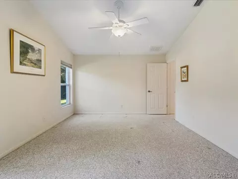 Bedroom - 129 W National St, Hernando, FL 34442 photo 1 of 6