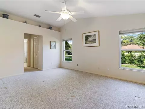 Bedroom - 129 W National St, Hernando, FL 34442 photo 2 of 6