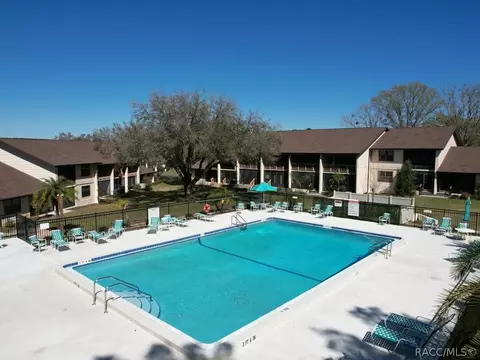 Exterior - 129 W National St, Hernando, FL 34442 photo 12 of 12