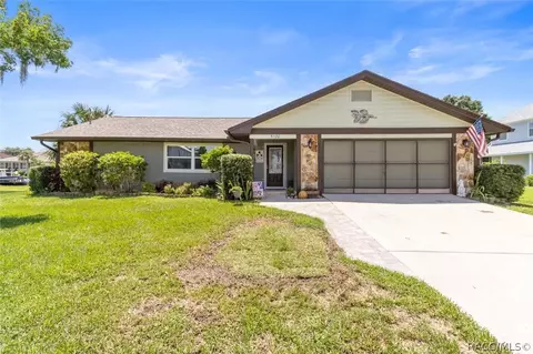 5120 S Mystic Pt, Homosassa, FL 34448