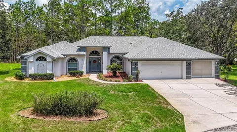 5 Cordia Ct, Homosassa, FL 34446