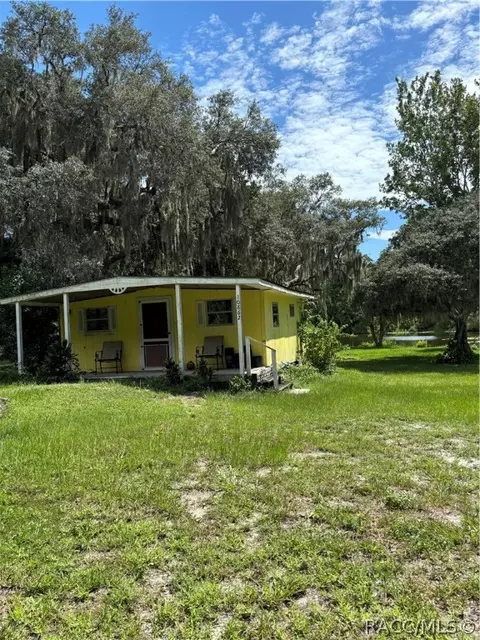 10862 N Aloha Pt, Crystal River, FL 34428