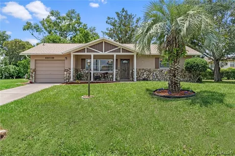 870 W Beakrush Ln, Beverly Hills, FL 34465