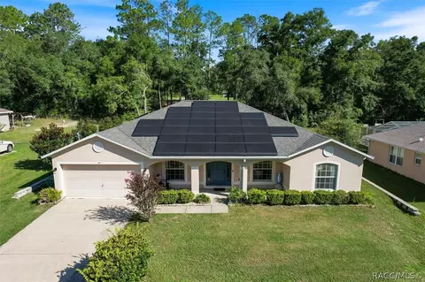 521 W Duquet Pl, Citrus Springs, FL 34434