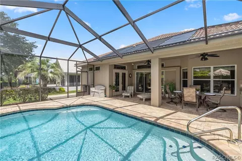 Exterior - 860 W Silver Meadow Loop, Hernando, FL 34442 photo 5 of 12