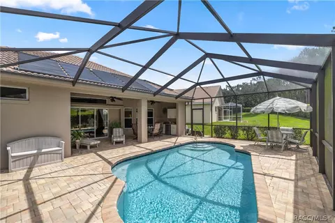 Exterior - 860 W Silver Meadow Loop, Hernando, FL 34442 photo 4 of 12